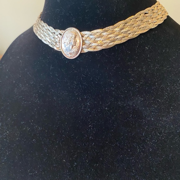 Silver Cameo Choker Necklace - Picture 7 of 7